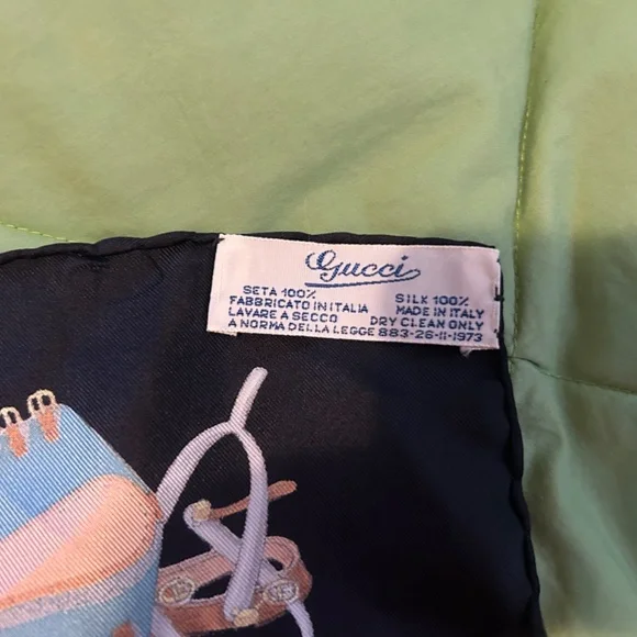 Stunning Vintage GUCCI Equestrian Scarf (great gift for horse lover/scarf lover) - Picture 2 of 16